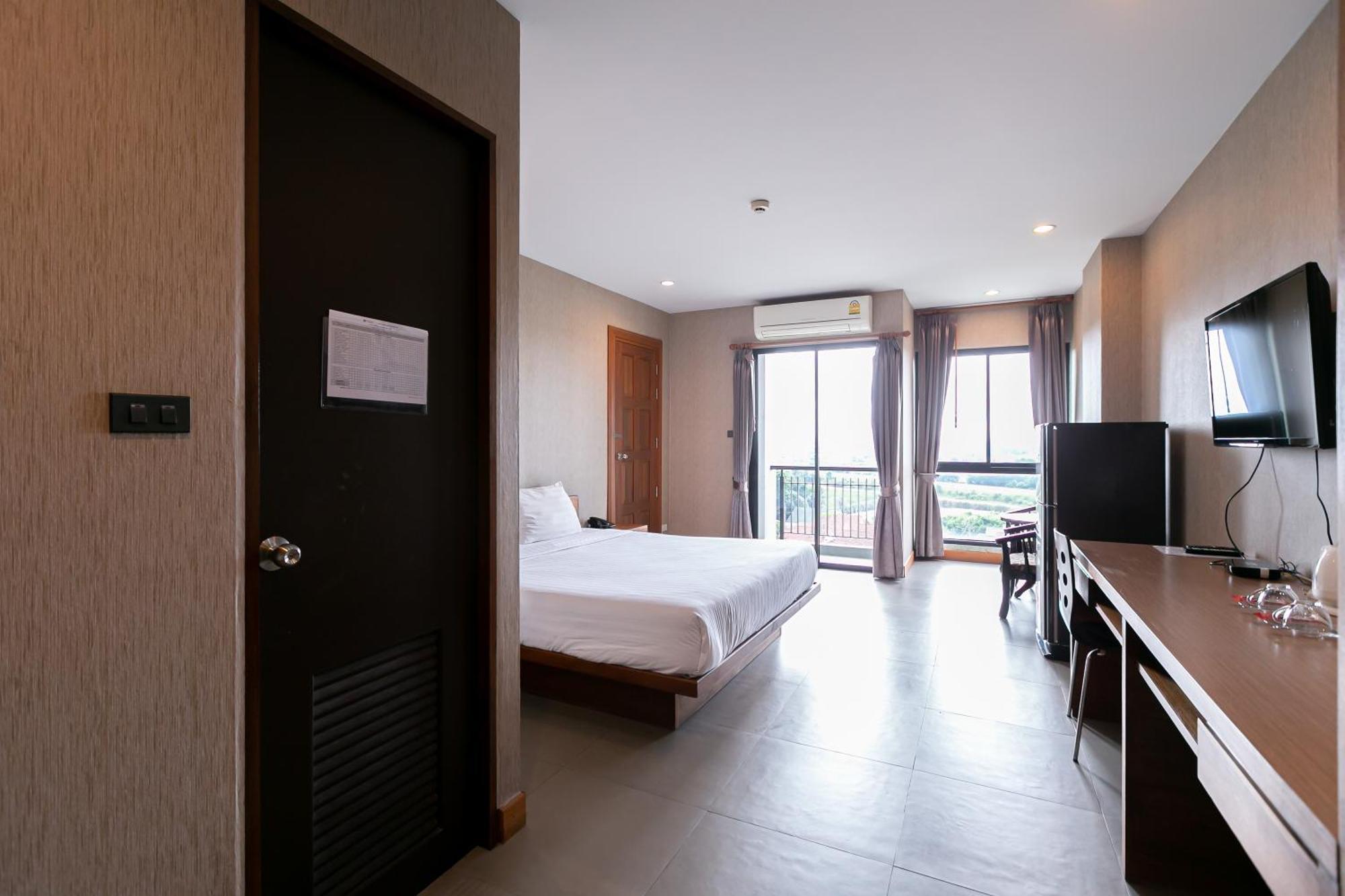Farthai Residence Phan Thong Экстерьер фото